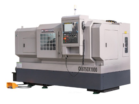 Токарный станок с прямой станиной CK6150
